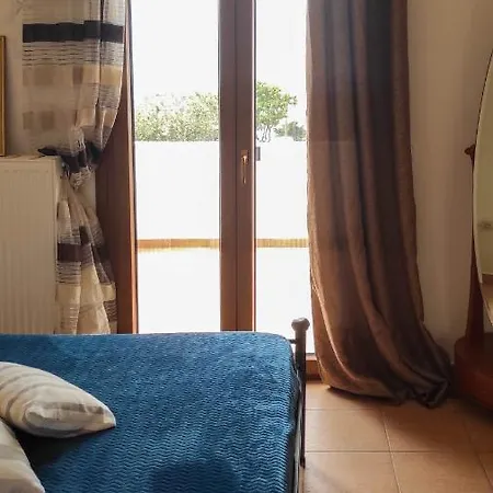 아파트 το σπίτι της τζένης *